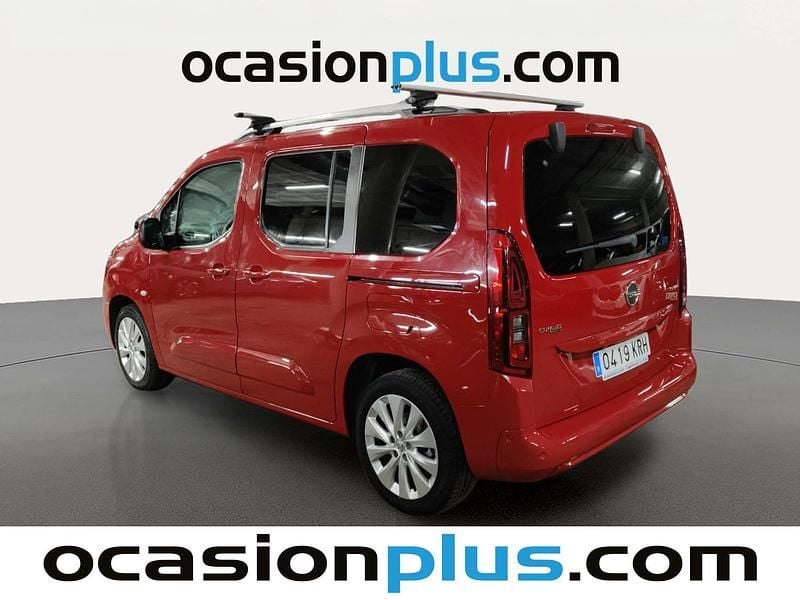 Usado Opel Combo Life Innovation 102 CV (75 kW) 2018 Rojo Monovolumen