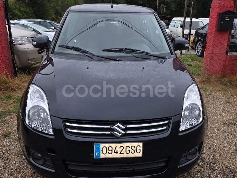 Usado Suzuki Swift GLX 92 CV (67 kW) 2010 Negro Berlina