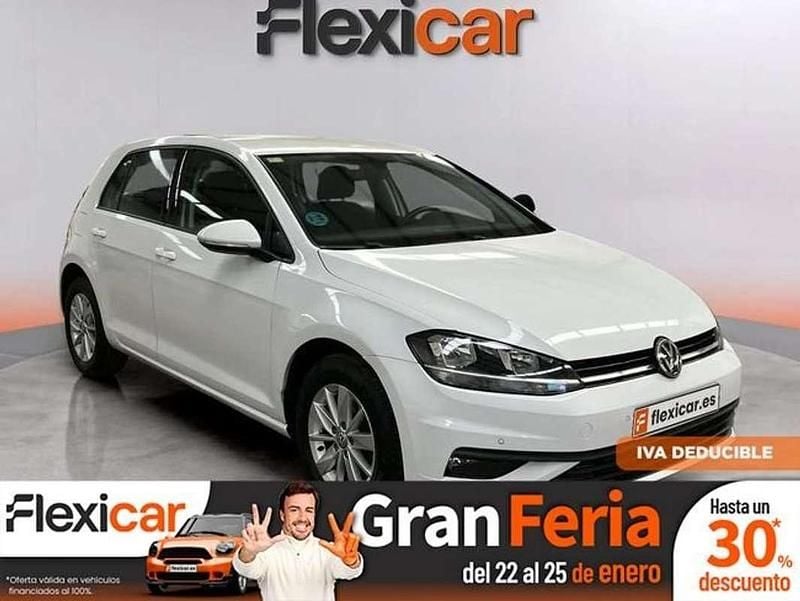 Blanco Usado 2019 VW Golf VII Advance Utilitario | 14.290 € (Precio justo) - Imagen 1/4