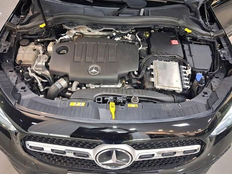 Usado Mercedes GLA200 150 CV (110 kW) 2021 Negro SUV