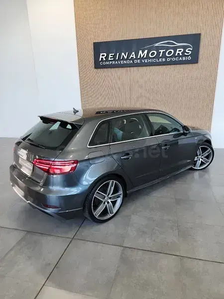 Usado Audi A3 S-Line 150 CV (110 kW) 2016 Gris / plata Berlina