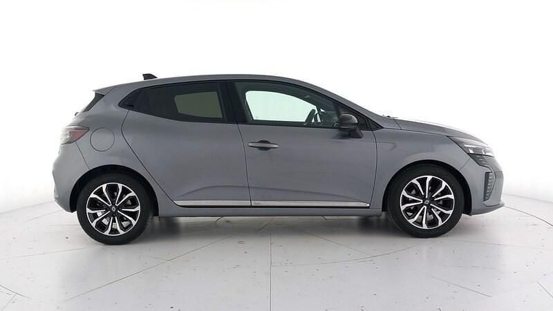 Usado Renault Clio V Techno 90 CV (66 kW) 2024 Gris Berlina