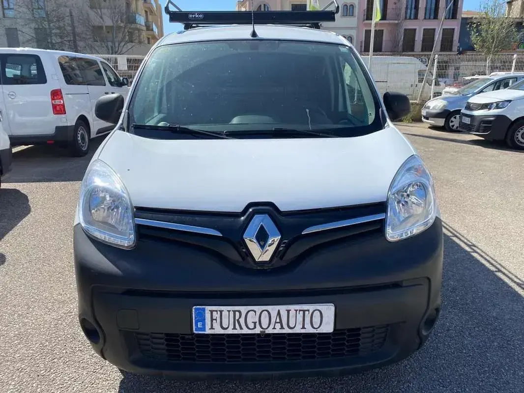 Usado Renault Kangoo 95 CV (69 kW) 2021 Blanco Monovolumen