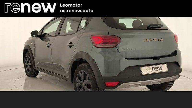 Usado Dacia Sandero Extreme 101 CV (74 kW) 2025 Verde Berlina