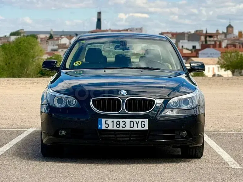 Używany BMW 520 Comfort Edition 163 KM (119 kW) 2006 Czarny Sedan/Limuzyna