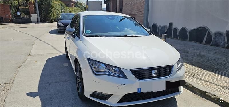 Usado Seat Leon ST CONNECT 110 CV (80 kW) 2015 Blanco Familiar