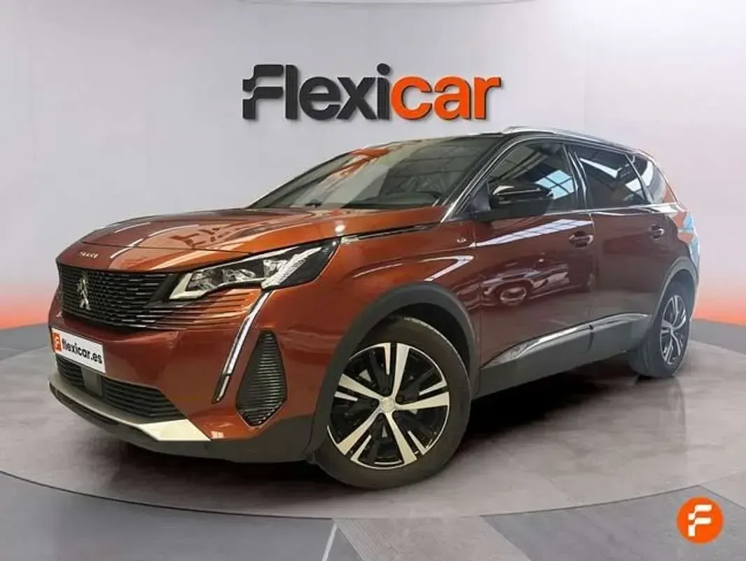 Usado Peugeot 5008 GT 131 CV (96 kW) 2021 Naranja SUV