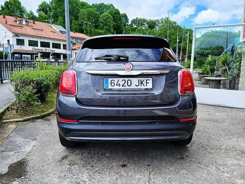 Usado Fiat 500X Lounge 120 CV (88 kW) 2016 Gris / plata SUV