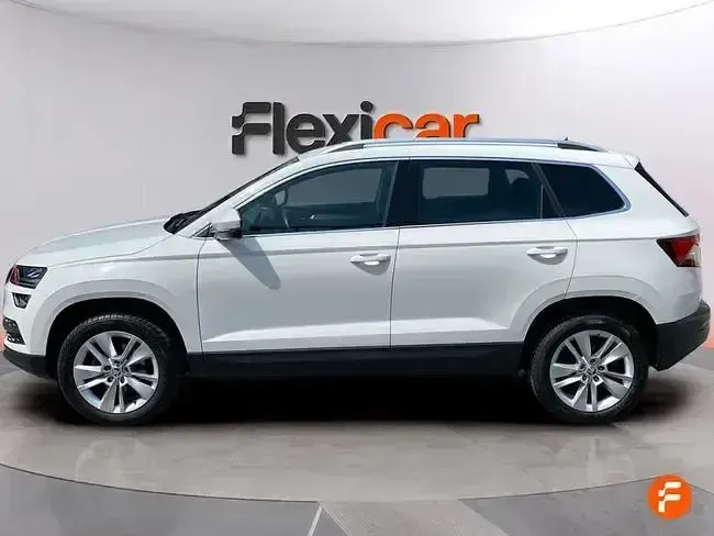 Usado Skoda Karoq Ambition 115 HP (84 kW) 2020 Branco SUV
