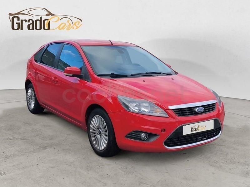 Usado Ford Focus Titanium 109 CV (80 kW) 2008 Rojo Berlina