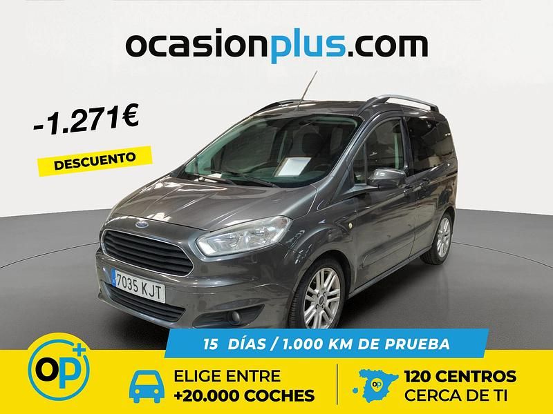 Usado Ford Tourneo Courier Titanium 95 CV (69 kW) 2018 Gris Monovolumen