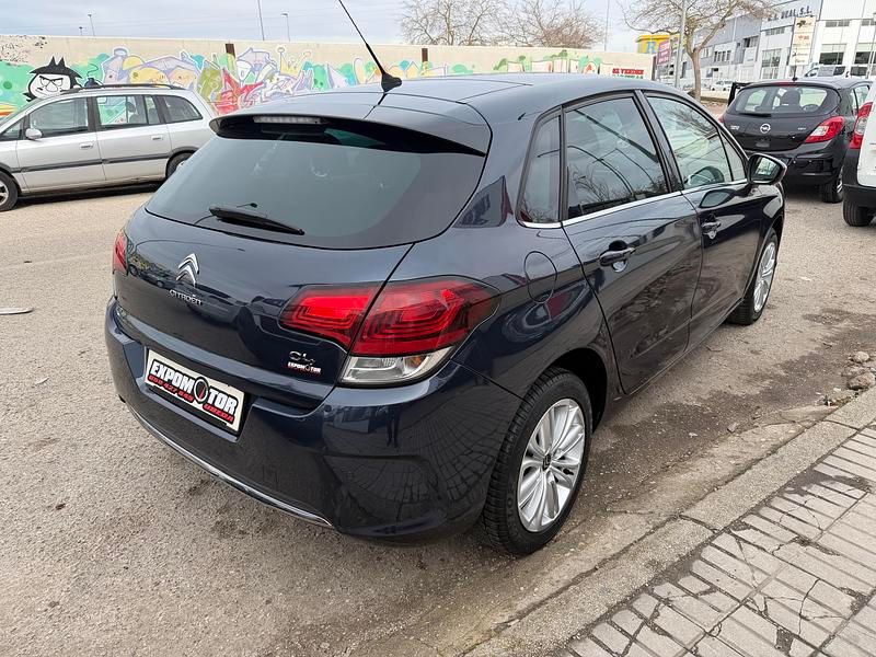 Usado Citroën C4 Feel 99 CV (72 kW) 2015 Azul Utilitario