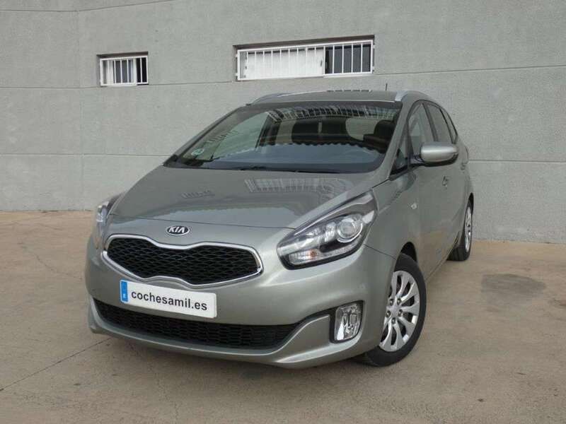 Beige Usado 2015 Kia Carens Monovolumen | 11.400 € (Precio justo) - Imagen 1/4