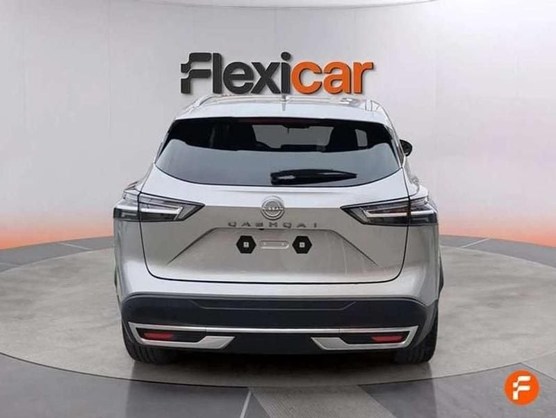 Usado Nissan Qashqai N-Connecta 158 CV (116 kW) 2025 Gris SUV