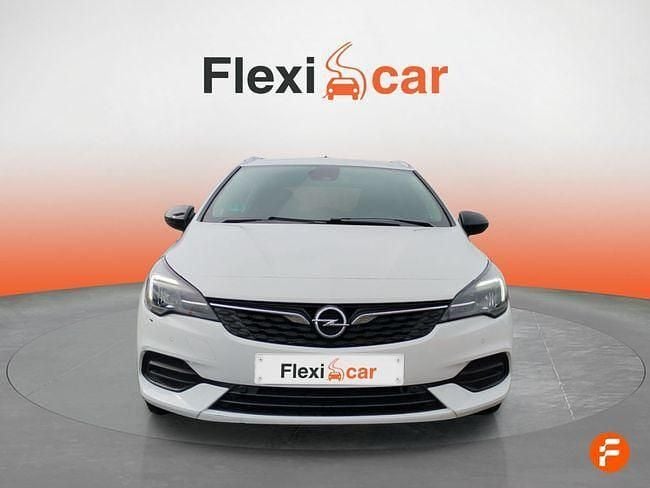 Usado Opel Astra Elegance 130 CV (95 kW) 2021 Blanco Berlina