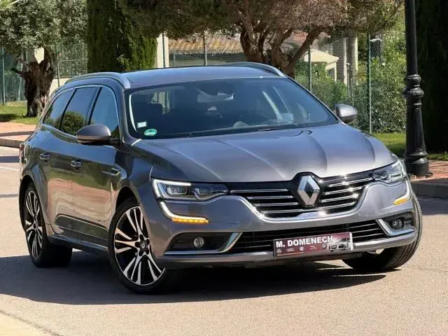 Usado Renault Talisman Initiale Paris 200 CV (147 kW) 2020 Gris Familiar