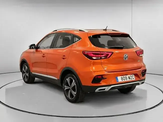 Usado MG ZS Comfort 106 HP (77 kW) 2025 Branco SUV