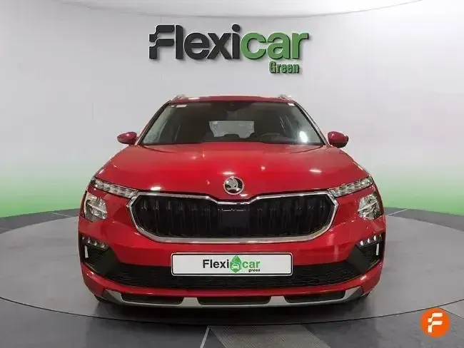 Usado Skoda Kamiq Selection 95 CV (69 kW) 2024 Rojo SUV
