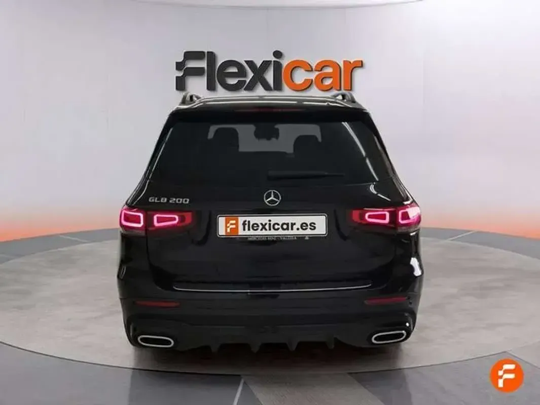 Usado Mercedes GLB200 163 CV (119 kW) 2022 Negro SUV