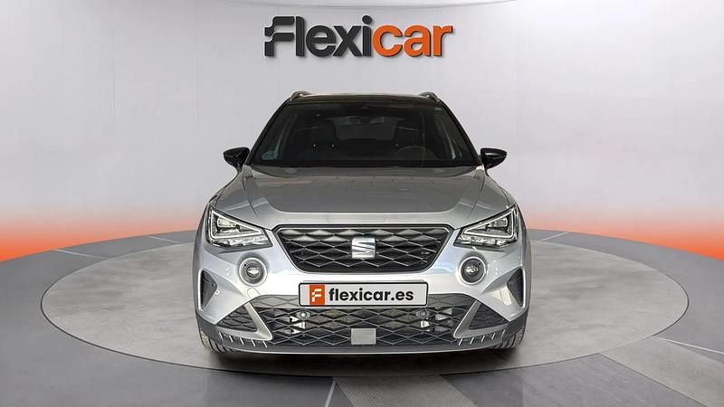 Usado Seat Arona FR 110 CV (80 kW) 2024 Gris SUV