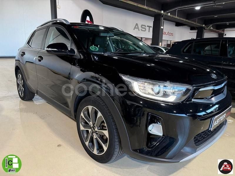 Negro Usado 2019 Kia Stonic SUV | 14.500 € (Precio justo) - Imagen 1/4