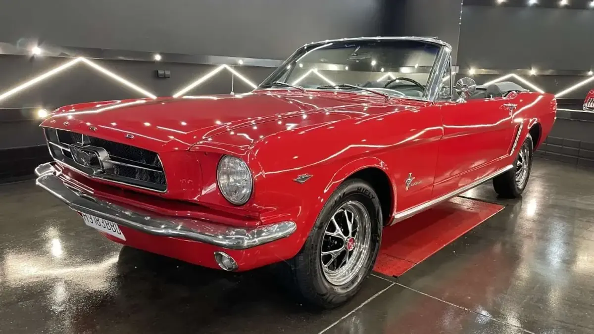 Usado Ford Mustang 1965 Rojo Descapotable