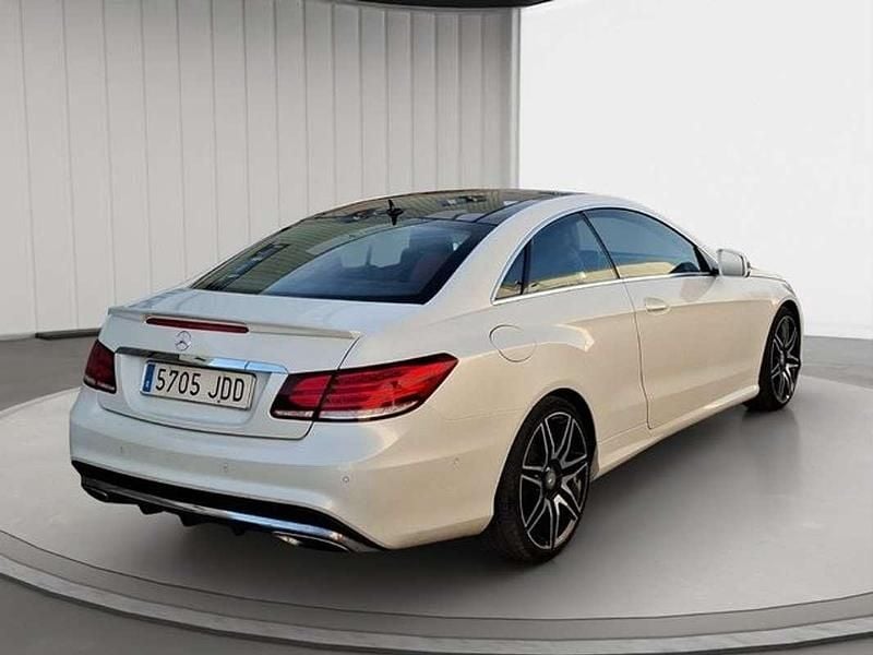 Usado Mercedes C250 204 CV (150 kW) 2015 Blanco Coupe