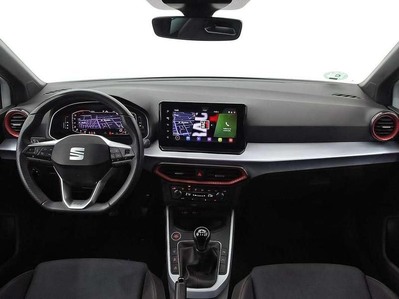 Usado Seat Arona FR 116 CV (85 kW) 2025 Gris SUV