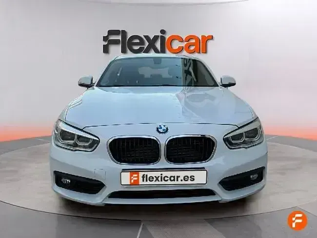 Usado BMW 118 136 CV (100 kW) 2018 Blanco Berlina