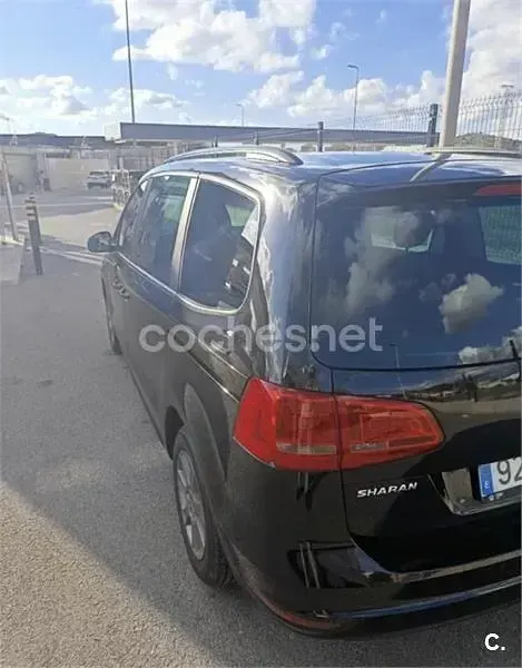 Usado VW Sharan Advance 140 CV (102 kW) 2011 Negro Monovolumen