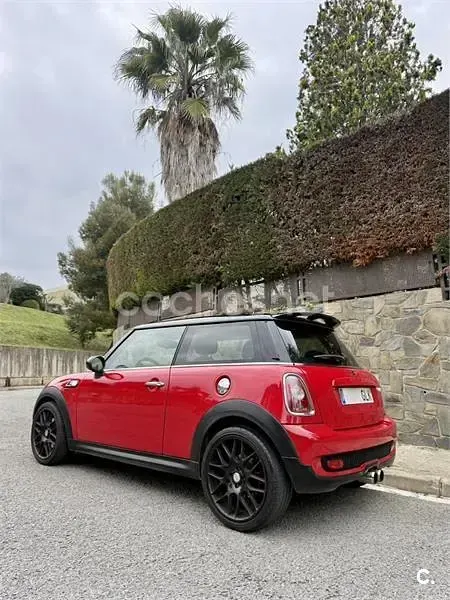 Usado Mini Cooper S 175 CV (128 kW) 2009 Rojo Utilitario