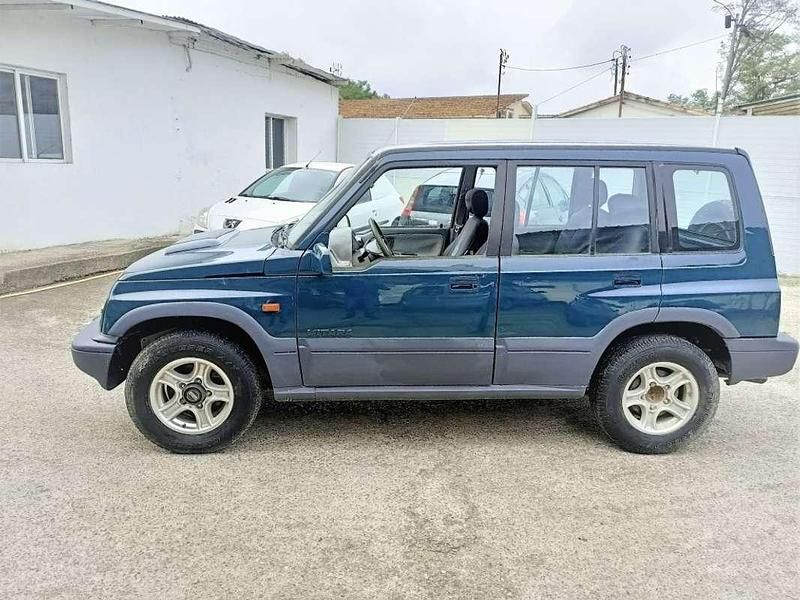 Usado Suzuki Vitara 75 CV (55 kW) 1998 Verde SUV
