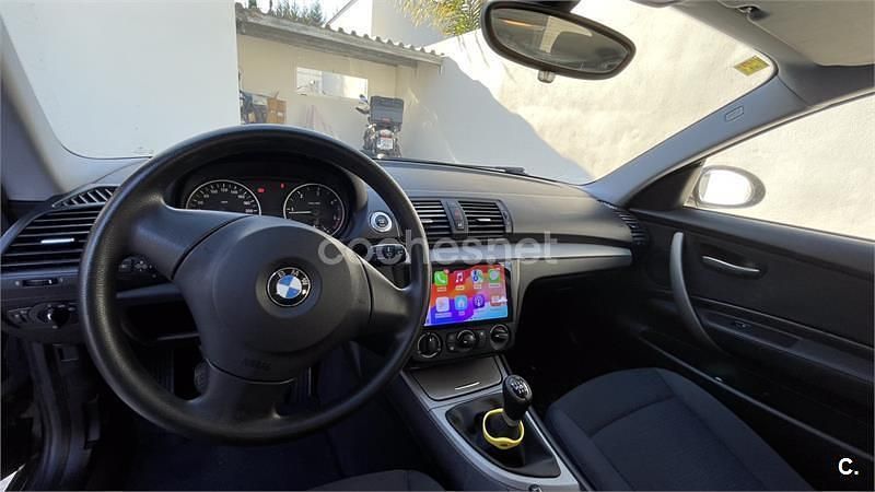 Usado BMW 118 143 CV (105 kW) 2007 Negro Utilitario