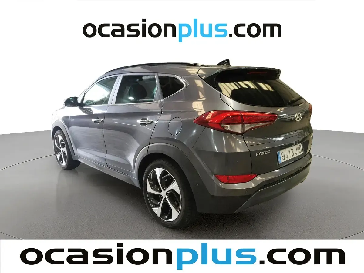 Usado Hyundai Tucson Style 184 CV (135 kW) 2015 Gris SUV