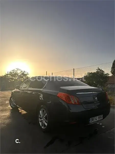Usado Peugeot 508 Active 112 CV (82 kW) 2011 Azul Berlina