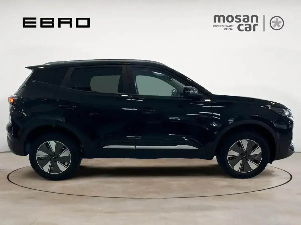 Usado Ebro s400 211 CV (155 kW) 2025 Negro carbon crystal SUV