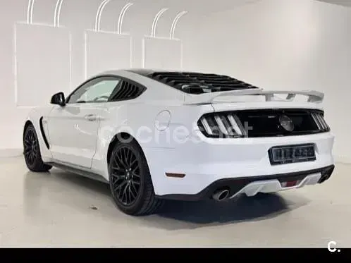 Usado Ford Mustang GT 459 CV (337 kW) 2016 Blanco Coupe