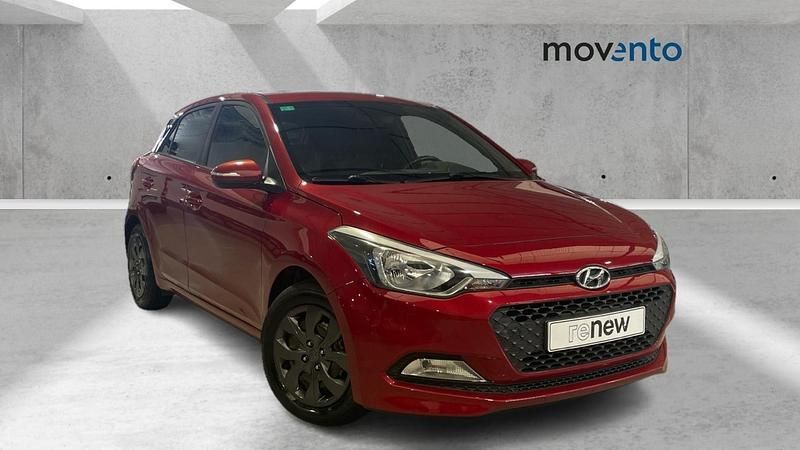 Rojo Usado 2017 Hyundai i20 Berlina | 9900 € (Precio justo) - Imagen 1/4