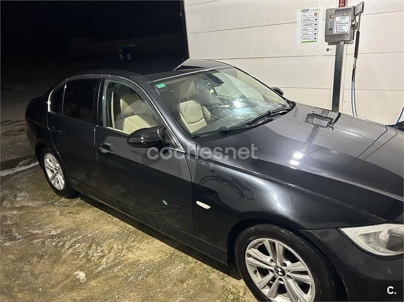 Usado BMW 320 150 CV (110 kW) 2006 Negro Berlina