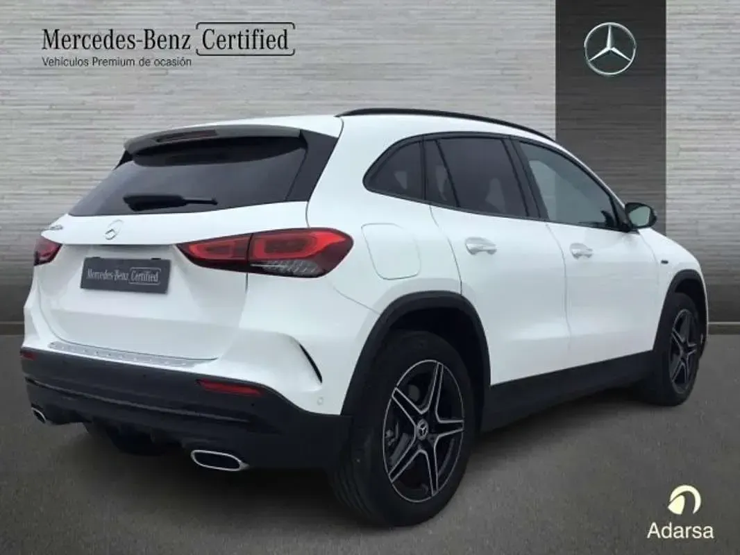 Usado Mercedes GLA250 AMG line 160 CV (117 kW) 2021 SUV