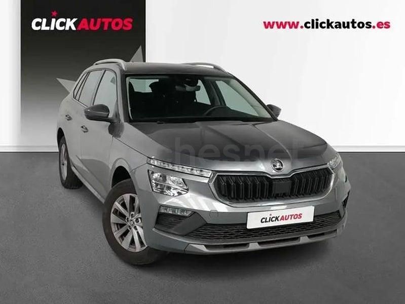 Usado Skoda Kamiq Selection 95 CV (69 kW) 2025 Gris / plata SUV