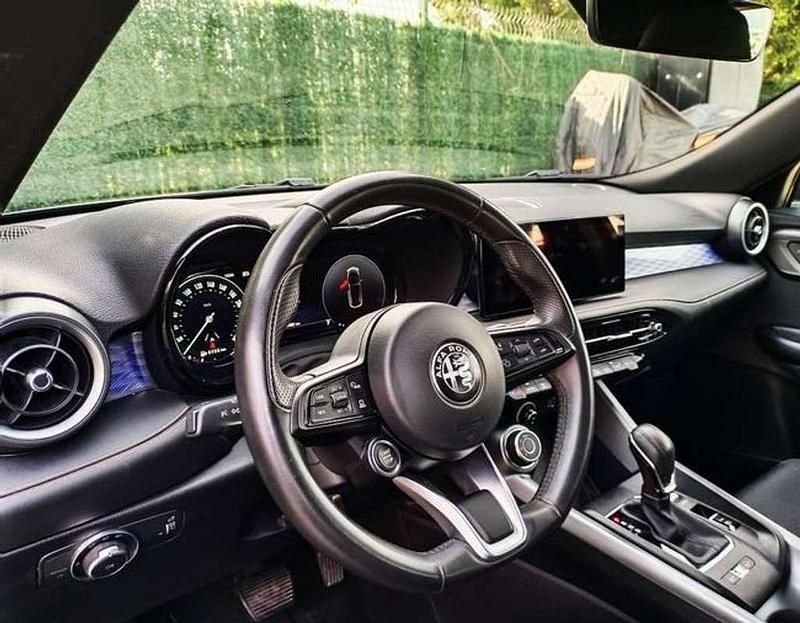 Usado Alfa Romeo Tonale Ti 131 CV (96 kW) 2023 Gris SUV