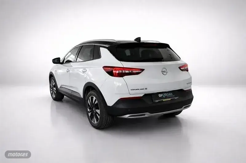 Usado Opel Grandland X Design & Tech 130 CV (95 kW) 2021 Blanco SUV