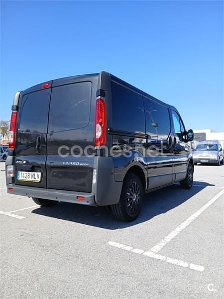 Usado Opel Vivaro 120 CV (88 kW) 2017 Negro Monovolumen