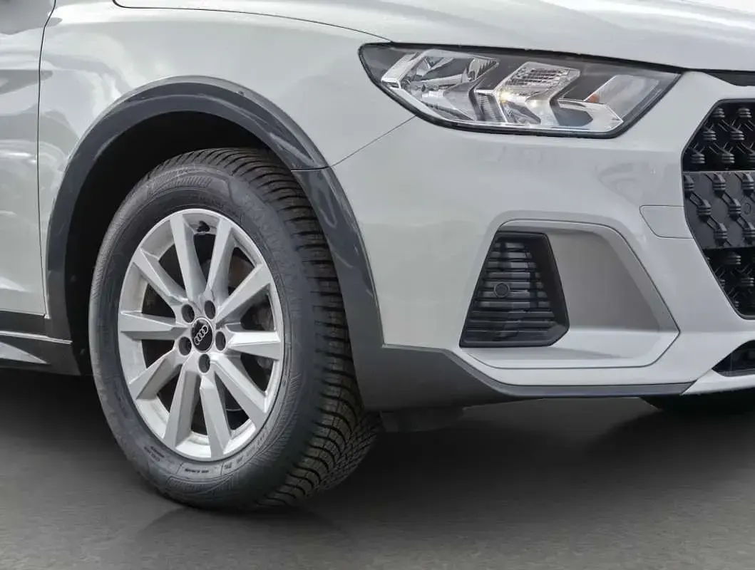 Usado Audi A1 95 CV (69 kW) 2022 Blanco SUV