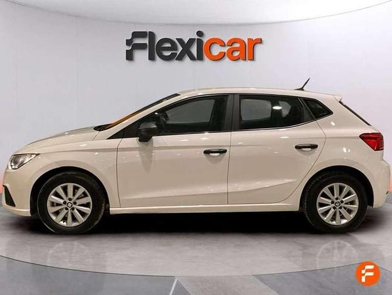 Usado Seat Ibiza Style 90 CV (66 kW) 2021 Blanco Utilitario