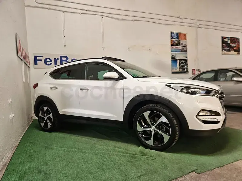 Usado Hyundai Tucson 136 CV (100 kW) 2016 Blanco SUV
