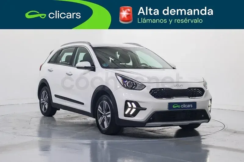 Usado Kia Niro 141 CV (103 kW) 2022 Blanco SUV