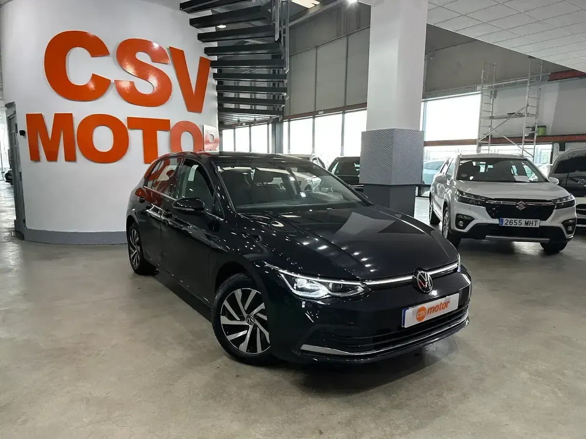 Usado VW Golf VIII Style 204 CV (150 kW) 2022 Negro Berlina