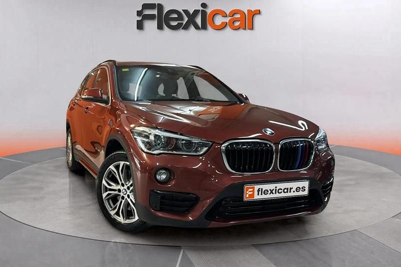Rojo Usado 2017 BMW X1 SUV | 24.490 € (Precio justo) - Imagen 1/4